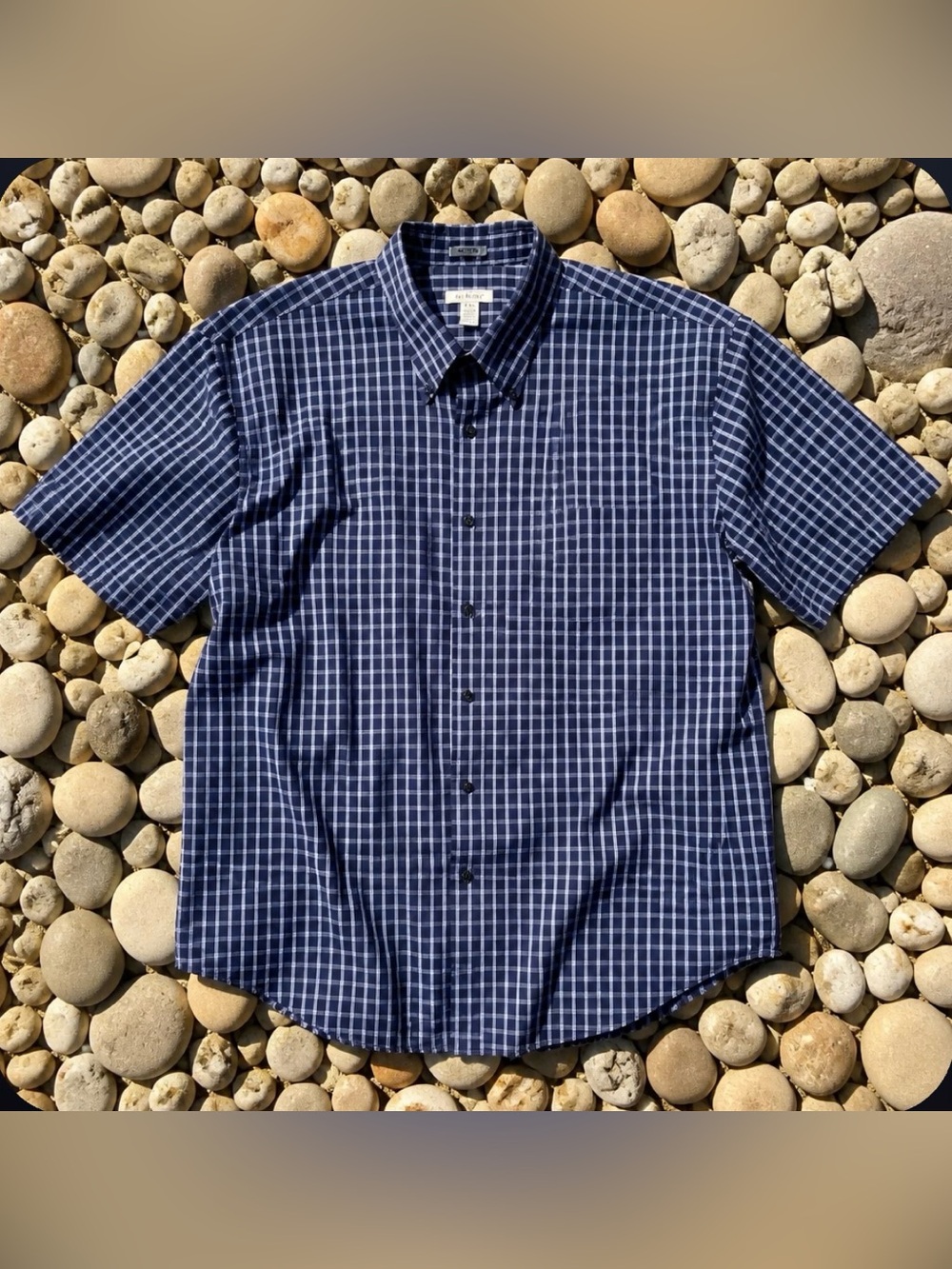 Van Heusen No Iron 100% Cotton
Button Down Shirt Men's XL 17-17.5
Blue Plaid